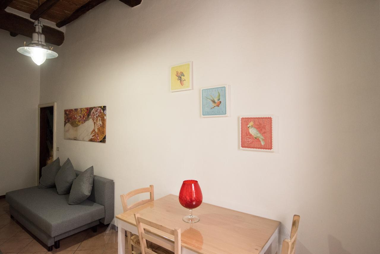 All'Ombra Della Torre Only Rooms Siena Exterior foto
