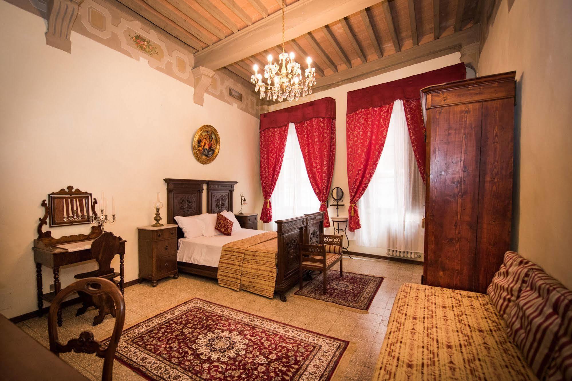 All'Ombra Della Torre Only Rooms Siena Exterior foto